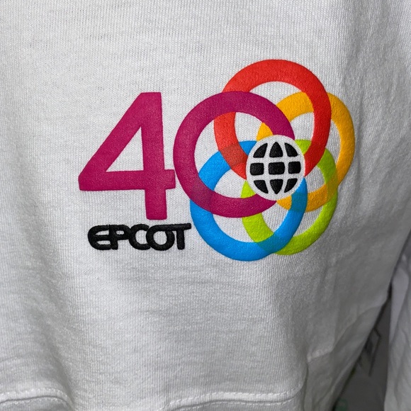 NWT Disney Parks 2022 Epcot 40th Anniversary Retro Rainbow Spirit Jersey Size M - Picture 3 of 12
